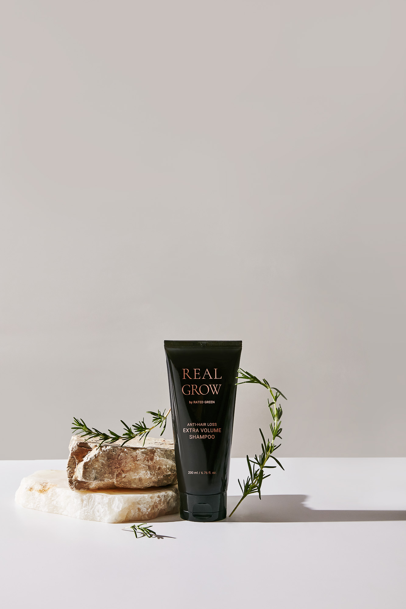 Шампунь для об'єму волосся та профілактики випадіння Rated Green Real Grow Anti-Hair Loss Extra Volume Shampoo